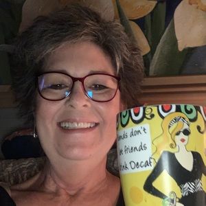 Meet your Posher, Amanda